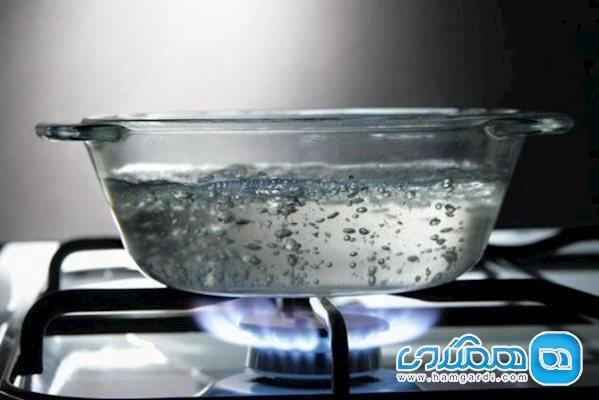 مضرات جوشاندن آب بیش از یک بار مضرات جوشاندن آب بیش از یک بار