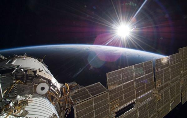 دود زنگ خطر ایستگاه فضایی بین المللی را به صدا درآورد